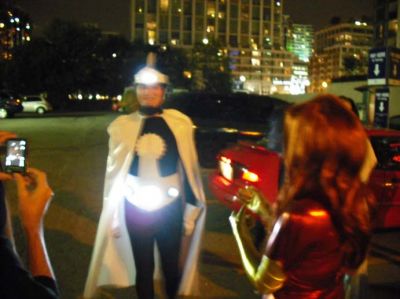 Day 2: Night - A Surprise Encounter
We found Needle in the parking lot along with some of her Cosplaying associates. Hopefully this will make up for the pathetic Doctor Light photo from earlier.
