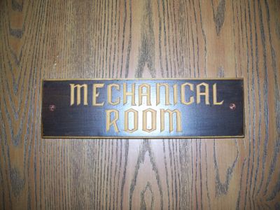 Mechanical Room 3
Better than the "Frankenlust Suite"
Keywords: gathering09
