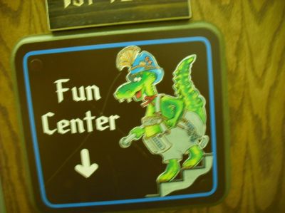 Frankenmuth - Fun Center Mystery Mascot
Is it a dinosaur? An alligator? Dragon? Whatever it is, it's German.
Keywords: gathering09