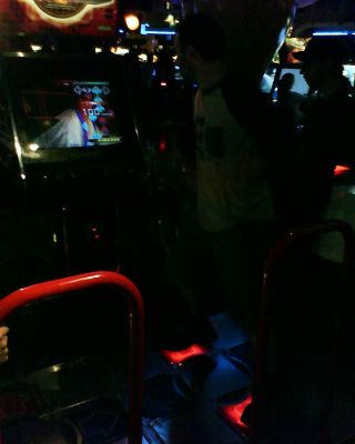 4(Tue) Playdium - Topman vs. DDR
He was tired from all the golfing, but still danced up a storm.
Keywords: gathering10