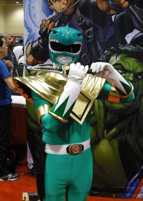 Fan Expo - Green Ranger
Photo taken just before a giant robot dinosaur crashed into the convention center.
Keywords: gathering12;fanexpo